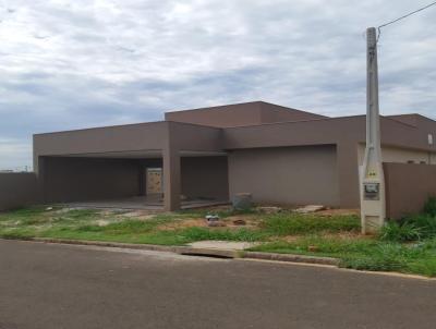 Casa para Venda, em Lins, bairro Condomnio Himalaia, 3 dormitrios, 3 banheiros, 2 sutes, 2 vagas