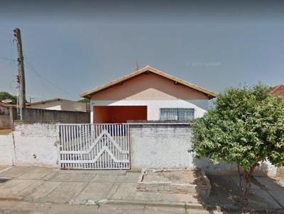 Casa para Venda, em Lins, bairro Jardim Tropical, 2 dormitrios, 1 banheiro, 1 vaga