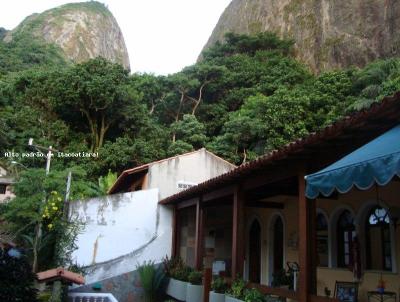 Casa para Venda, em Niteri, bairro Itacoatiara, 3 dormitrios, 4 banheiros, 1 sute, 5 vagas