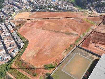 Terreno para Venda, em Osasco, bairro Industrial Anhanguera, 1 dormitrio, 1 banheiro, 1 vaga