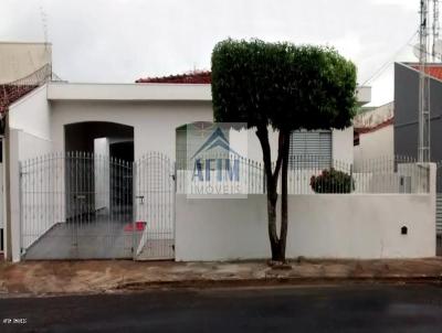 Casa para Venda, em Marlia, bairro Jardim Monte Castelo, 4 dormitrios, 4 banheiros, 1 sute, 3 vagas