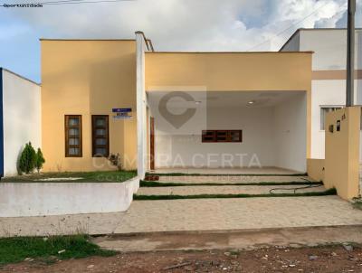 Casa para Venda, em Arapiraca, bairro Canafistula, 2 dormitrios, 1 sute, 4 vagas