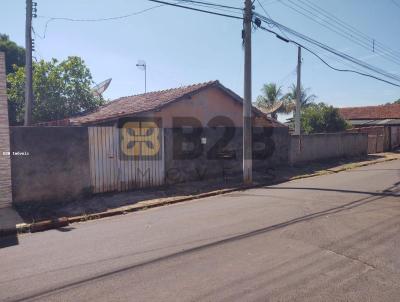 Casa para Venda, em Arealva, bairro Vila So Pedro, 5 dormitrios, 2 banheiros, 2 vagas