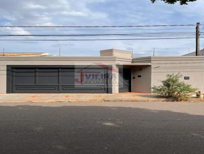 Casa para Venda, em Araatuba, bairro Jardim do Prado, 3 dormitrios, 3 banheiros, 1 sute, 4 vagas