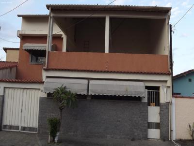 Sobrado para Venda, em Guaratinguet, bairro Parque So Francisco, 4 dormitrios, 2 banheiros, 1 sute, 3 vagas