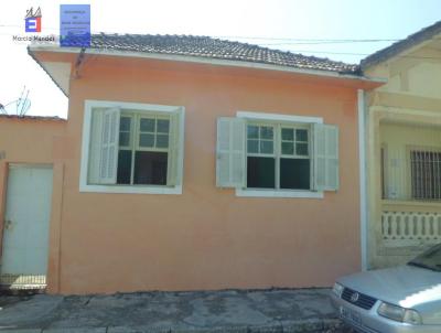 Casa para Venda, em Cachoeira Paulista, bairro Centro, 2 dormitrios, 1 banheiro