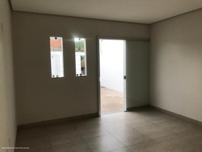 Casa para Venda, em Montes Claros, bairro Residencial Serrano, 2 dormitrios, 2 banheiros, 1 sute, 1 vaga