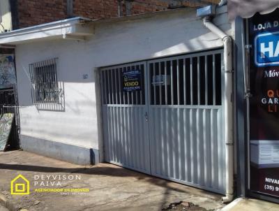 Casa para Venda, em Alfenas, bairro Vila Formosa, 3 dormitrios, 1 banheiro, 1 vaga