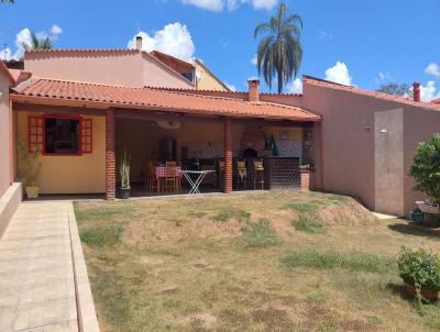 Casa para Venda, em Contagem, bairro QUINTAS COLONIAIS, 4 dormitrios, 1 banheiro, 1 sute, 4 vagas