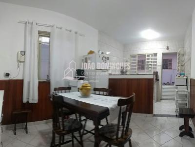 Casa para Venda, em Piracaia, bairro Vista Alegre, 3 dormitrios, 1 banheiro, 4 vagas