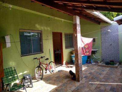 Casa para Venda, em Saquarema, bairro Leigos, 2 dormitrios, 2 banheiros, 1 sute, 5 vagas