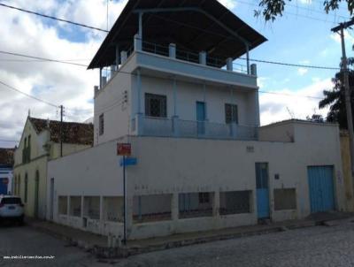 Prdio para Venda, em Januria, bairro Centro, 6 dormitrios, 1 banheiro