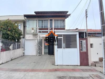 Casa para Venda, em Itajaí, bairro São João, 5 dormitórios, 4 banheiros, 1 suíte, 5 vagas