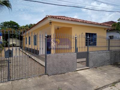 Casa para Venda, em Casimiro de Abreu, bairro Centro, 3 dormitórios, 2 banheiros, 1 vaga