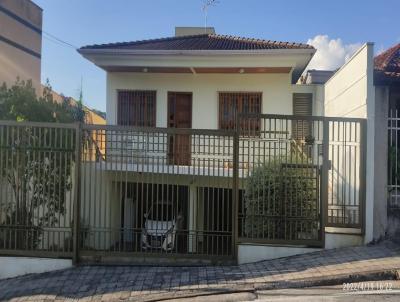 Casa para Venda, em Campo Belo, bairro Vila Etna, 6 dormitrios, 3 banheiros, 3 sutes, 1 vaga