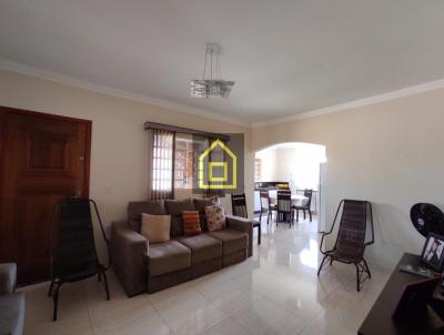 Casa para Venda, em Nova Odessa, bairro Recanto Las Palmas, 3 dormitórios, 2 banheiros, 1 suíte, 4 vagas