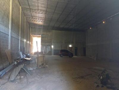 Galpo para Locao, em Barra do Pira, bairro Matadouro, 4 banheiros