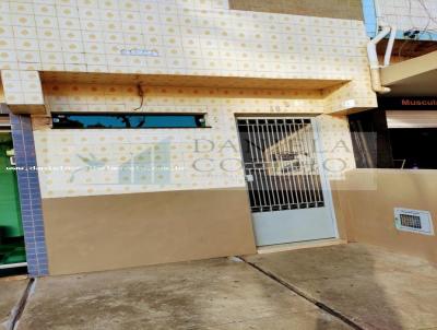 Apartamento para Locação, em Juiz de Fora, bairro Barbosa Lage, 2 dormitórios, 1 banheiro, 1 vaga
