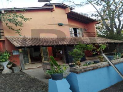 Casa para Venda, em Chapada dos Guimares, bairro Recanto dos Angicos, 3 dormitrios, 3 banheiros, 1 sute, 2 vagas