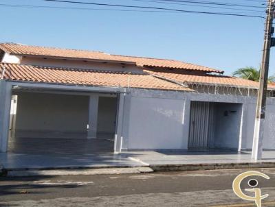 Casa para Venda, em Caldas Novas, bairro Estncia Itanhang 1, 3 dormitrios, 2 banheiros, 1 sute