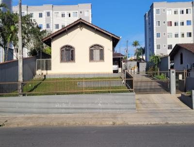 Casa para Venda, em Joinville, bairro Floresta, 2 dormitrios, 1 banheiro, 2 vagas