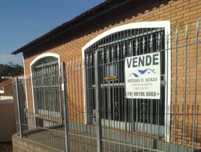 Casa para Venda, em Caconde, bairro Varzea, 2 dormitrios, 1 banheiro, 1 sute, 5 vagas
