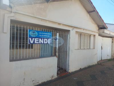 Casa para Venda, em Rio Claro, bairro Jardim Claret, 2 dormitrios, 1 banheiro, 2 vagas