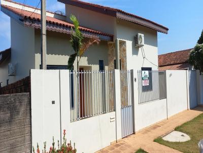 Casa para Venda, em Cerejeiras, bairro Liberdade, 3 dormitórios, 3 banheiros, 1 suíte, 3 vagas