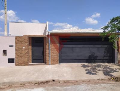 Casa para Venda, em Botucatu, bairro Residencial Ouro Verde, 3 dormitrios, 2 banheiros, 1 sute, 2 vagas