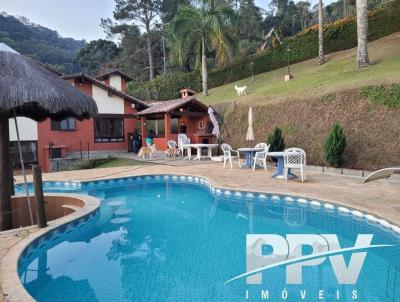 Casa para Venda, em Terespolis, bairro Albuquerque, 4 dormitrios, 4 banheiros, 2 sutes, 6 vagas