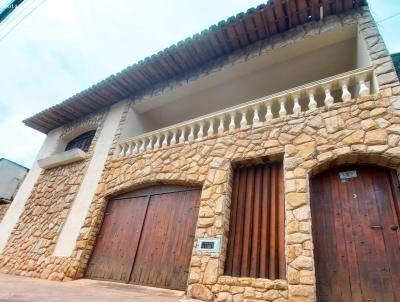 Casa para Venda, em Juiz de Fora, bairro Mariano Procpio, 4 dormitrios, 4 banheiros, 2 sutes, 1 vaga