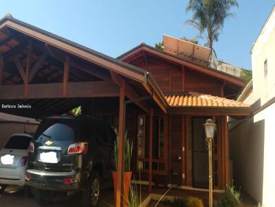 Casa para Venda, em So Loureno, bairro Vale dos Pinheiros, 1 dormitrio, 1 banheiro, 2 sutes, 2 vagas