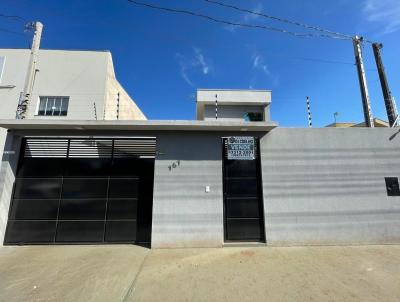 Casa para Venda, em Arapongas, bairro Jardim Universidade, 2 dormitrios, 1 banheiro, 1 sute, 2 vagas