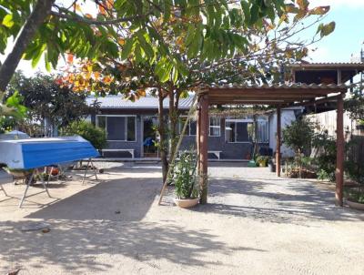 Casa para Venda, em Imbituba, bairro Araatuba, 2 dormitrios, 2 banheiros