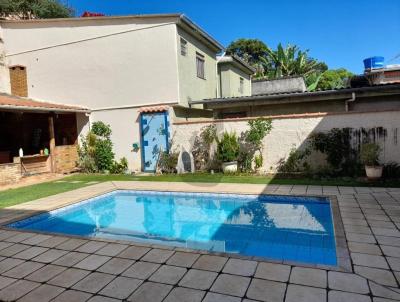 Casa para Venda, em Juiz de Fora, bairro Santos Dumont, 3 dormitrios, 2 banheiros, 2 vagas