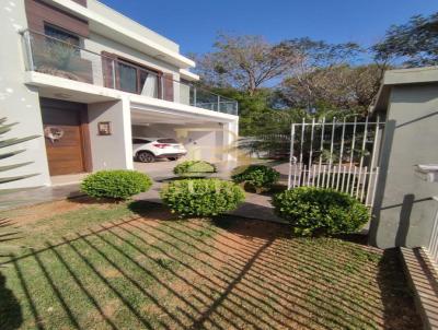 Casa para Venda, em Santa Rosa, bairro Planalto, 3 dormitrios, 4 banheiros, 1 sute, 2 vagas