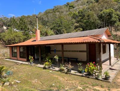 Casa para Venda, em Terespolis, bairro Bonsucesso, 3 dormitrios, 1 banheiro, 1 sute, 2 vagas