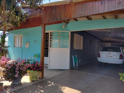Casa para Venda, em Cachoeira do Sul, bairro QUINTA, 2 dormitórios, 1 banheiro, 3 vagas