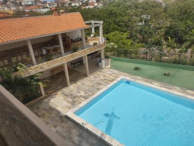 Casa para Venda, em Patos de Minas, bairro JARDIM CENTRO, 7 dormitrios, 3 banheiros, 3 sutes, 6 vagas