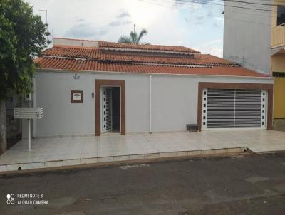 Casa para Venda, em Caldas Novas, bairro Nova Vila, 3 dormitrios, 1 sute