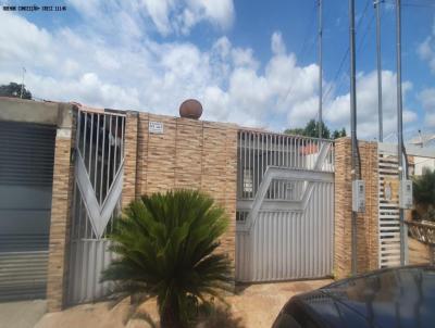 Casa para Venda, em Vrzea Grande, bairro Ikaray, 3 dormitrios, 2 banheiros, 2 vagas