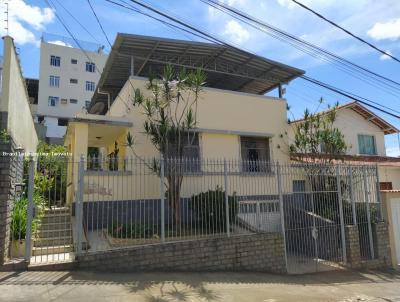 Casa para Venda, em Juiz de Fora, bairro Bairu, 7 dormitrios, 3 banheiros, 1 sute, 1 vaga