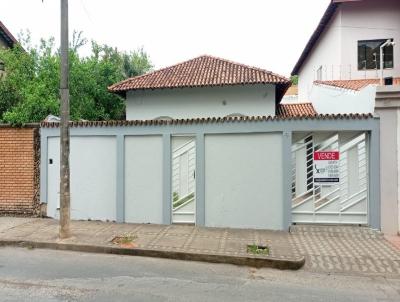 Casa para Venda, em Bom Despacho, bairro So Jos, 3 dormitrios, 3 banheiros, 2 sutes, 3 vagas