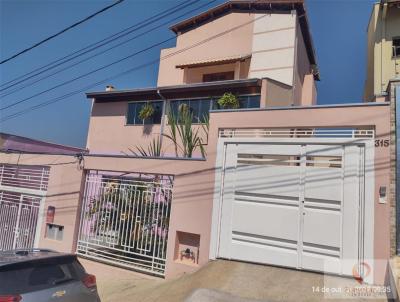 Casa para Venda, em Pouso Alegre, bairro SANTA BARBARA, 4 dormitrios, 4 banheiros, 2 sutes, 1 vaga