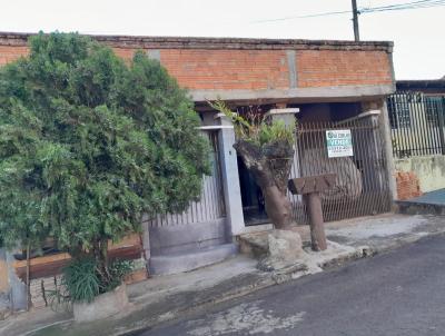 Casa para Venda, em Arapongas, bairro Jardim San Raphael I, 4 dormitrios, 1 banheiro, 2 sutes, 2 vagas