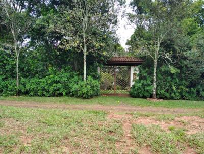 Casa para Venda, em guas de Santa Brbara, bairro Parque dos Lagos, 3 dormitrios, 2 banheiros