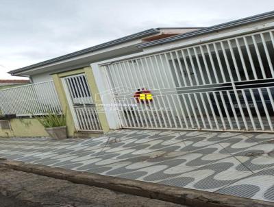 Casa para Venda, em Guaxup, bairro JARDIM TRS ROSAS, 3 dormitrios, 1 sute, 1 vaga