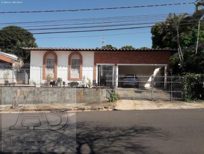 Casa para Venda, em Lins, bairro Centro, 3 dormitrios, 4 banheiros, 1 sute, 2 vagas