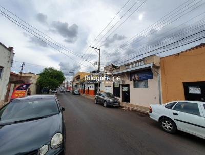 Casa para Venda, em Presidente Prudente, bairro Vila Marcondes, 3 dormitrios, 4 banheiros, 1 vaga