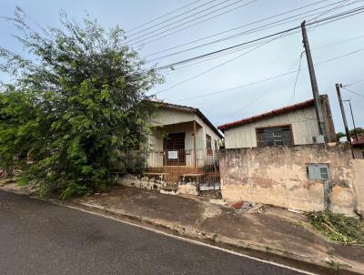 Casa para Venda, em Pirapozinho, bairro Vila Soler, 3 dormitrios, 2 banheiros, 1 vaga
